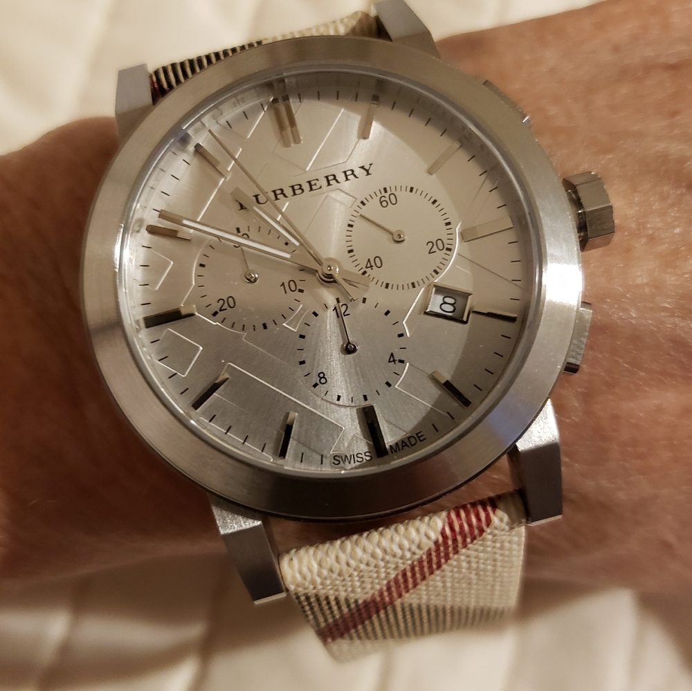 100% Authentic Swiss  Burberry Nova Check